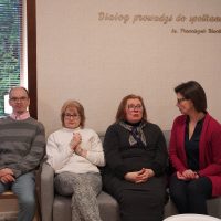 goście zaproszeni na otwarcie Portu dla rodziny w Gdyni Małym Kacku